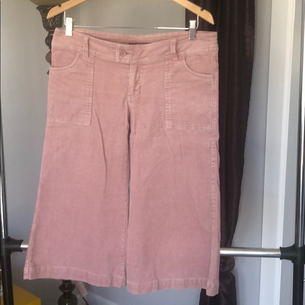 Crop corduroy pants.